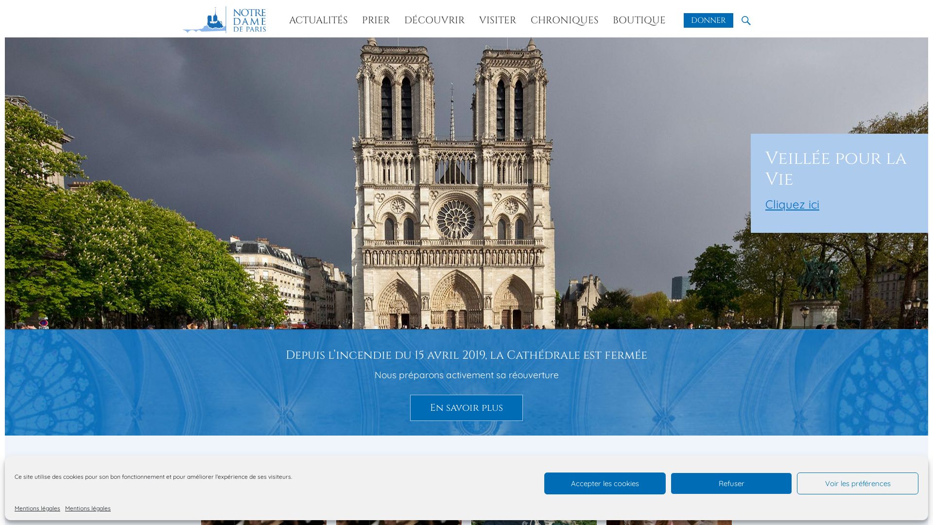 网站状态 notredamedeparis.fr 是  在线的